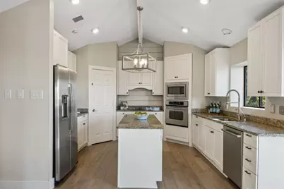 108 Schooner Drive, Lakeway, TX 78738 - Photo 16