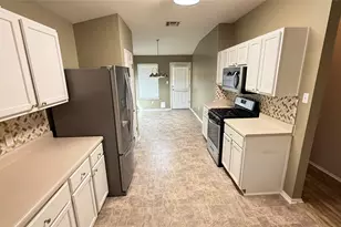 317 McCarthur Dr, Leander, TX 78641 - Photo 4