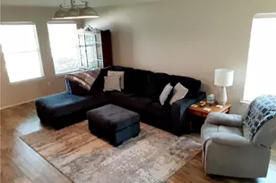 317 McCarthur Dr, Leander, TX 78641 - Photo 2