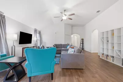 304 Somerville Street, Leander, TX 78641 - Photo 10