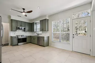 312 Country Club Dr, La Grange, TX 78945 - Photo 10