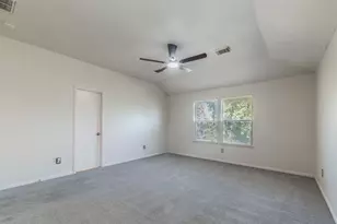 2316 Logan Dr, Round Rock, TX 78664 - Photo 12