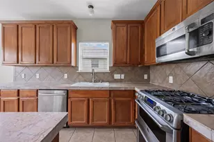 20521 Farm Pond Ln, Pflugerville, TX 78660 - Photo 8