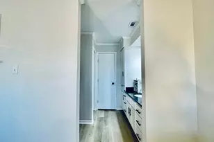 8888 Tallwood Dr, Austin, TX 78759 - Photo 8