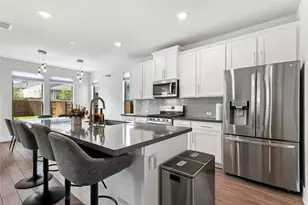 8609 Cottage Rose Dr, Austin, TX 78744 - Photo 6