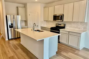 145 Boondoggle Rdg, Cedar Creek, TX 78612 - Photo 2