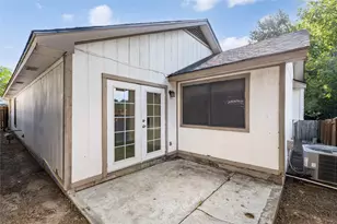 1803 Heatherglen Ln, Austin, TX 78758 - Photo 40