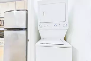 711 W 32nd St, Austin, TX 78705 - Photo 6