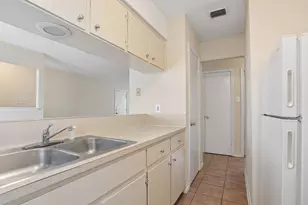 3114 Plantation Rd, Austin, TX 78745 - Photo 8