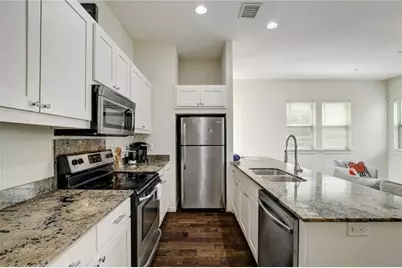 2708 San Pedro Street #301, Austin, TX 78705 - Photo 6
