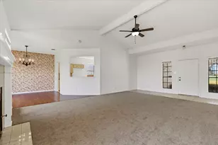 11101 Grapevine Ln, Austin, TX 78759 - Photo 6