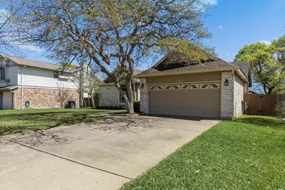 11101 Grapevine Lane, Austin, TX 78759 - Photo 2