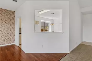 11101 Grapevine Ln, Austin, TX 78759 - Photo 10