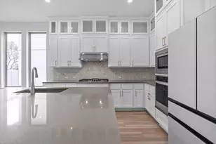 236 Diamondback Dr, Georgetown, TX 78628 - Photo 4