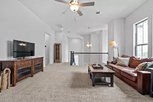 236 Diamondback Dr, Georgetown, TX 78628 - Photo 10