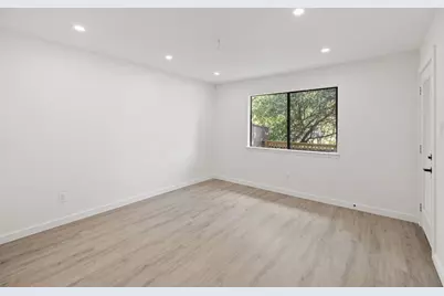 7211 Lakewood Drive #C111, Austin, TX 78750 - Photo 10