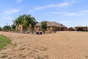288 Lehne Loop, Buchanan Dam, TX 78609 - Photo 2