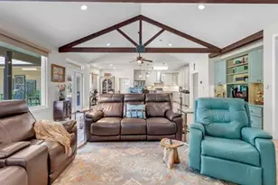 288 Lehne Loop, Buchanan Dam, TX 78609 - Photo 6