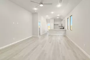 222 Hornet St, Elgin, TX 78621 - Photo 2
