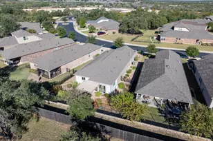 307 Hobby St, Georgetown, TX 78633 - Photo 38