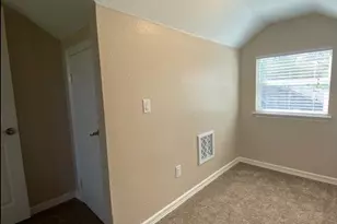 13323 Villa Park Dr, Austin, TX 78729 - Photo 14