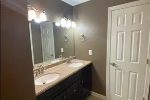 13323 Villa Park Dr, Austin, TX 78729 - Photo 10
