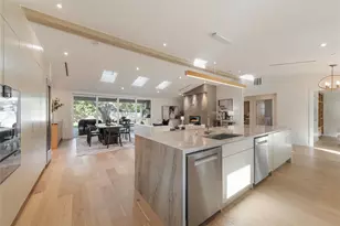 4000 Greystone Dr, Austin, TX 78731 - Photo 2