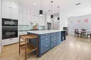 406 Hazeltine Dr, Lakeway, TX 78734 - Photo 2