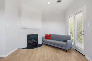 406 Hazeltine Dr, Lakeway, TX 78734 - Photo 10