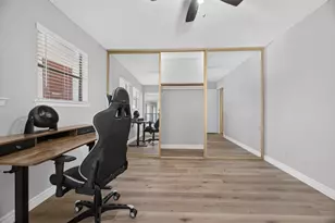 3115 Helms St, Austin, TX 78705 - Photo 10