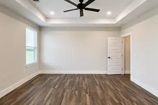 488 Co Rd 468, Elgin, TX 78621 - Photo 8