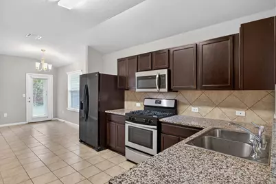 2010 Langdale Lane, Austin, TX 78754 - Photo 8
