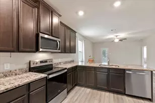 321 Freedom Park Ave, Liberty Hill, TX 78642 - Photo 6