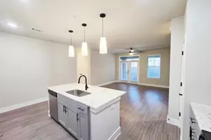 13505 Burnet Rd, Austin, TX 78752 - Photo 2