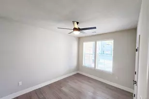 13505 Burnet Rd, Austin, TX 78752 - Photo 6