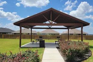 549 Arnold Loop, Uhland, TX 78640 - Photo 32