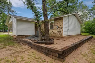 212 Cool Water Dr, Bastrop, TX 78602 - Photo 18