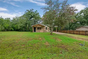 212 Cool Water Dr, Bastrop, TX 78602 - Photo 22