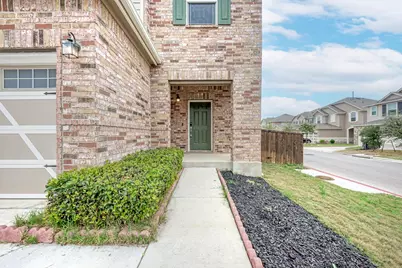 521 Lady Swiss Lane, Hutto, TX 78634 - Photo 4