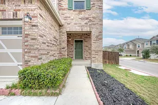 521 Lady Swiss Ln, Hutto, TX 78634 - Photo 4