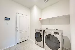 521 Lady Swiss Ln, Hutto, TX 78634 - Photo 36