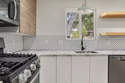 3103 Matador Drive, Austin, TX 78741 - Photo 12