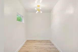 3103 Matador Dr, Austin, TX 78741 - Photo 8