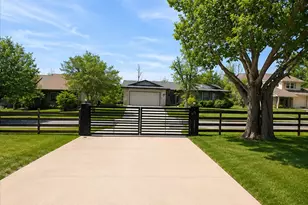 606 Hill Cove, Round Rock, TX 78681 - Photo 2