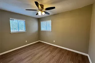 202 W N Loop Blvd, Austin, TX 78751 - Photo 4