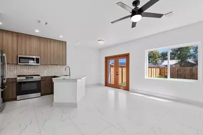 1409 Emile Street #B, Bastrop, TX 78602 - Photo 10