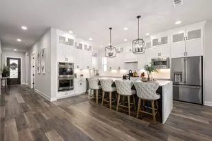 16913 Roselin Dr, Austin, TX 78738 - Photo 2