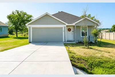 11212 Superior Bay Lane, Mustang Ridge, TX 78610 - Photo 2