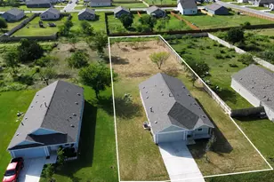 11212 Superior Bay Ln, Mustang Ridge, TX 78610 - Photo 8