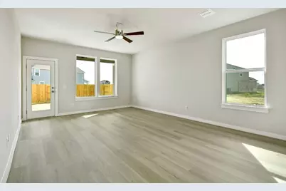 1592 Estelea Grove, New Braunfels, TX 78130 - Photo 6